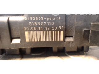   Pojistková skříňka 9452993, NICHTZUTREFFEND   Volvo V70 2000