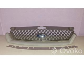 Верхняя решётка Ford Mondeo Mk III 2000-2007 года 1S7X8A133AK      