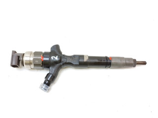 Vstřikovač 2367030400   Toyota Hilux (AN10, AN20, AN30)  pro naftový motor 3.0  