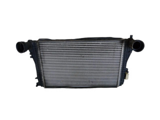 Интеркулер  1K0145803T, 1K0145803T   Volkswagen Touran II 