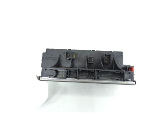   Pojistková skříňka a0285459832   Mercede-Benz S W220 2001