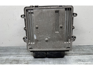 Блок управления двигателя 0281011841, 0281011841   Smart ForFour I