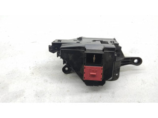   Pojistková skříňka A2055402591   Mercedes-Benz C W205 2020