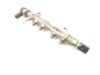 Vstřikovací lišta 8511629, 0445213026   BMW 1 F20 F21    B37D15A 