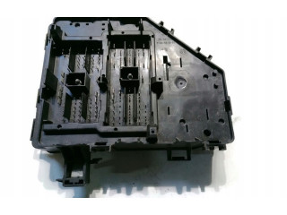   Pojistková skříňka 20860988   Cadillac CTS 2008