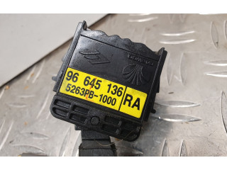 Ручка стеклоочистителей 96645139, 96645139RB   Chevrolet Epica