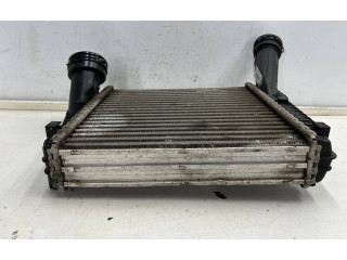 Интеркулер  7p0145804a   Volkswagen Touareg II 