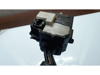 Ручка стеклоочистителей 17D682   Mazda 3 I