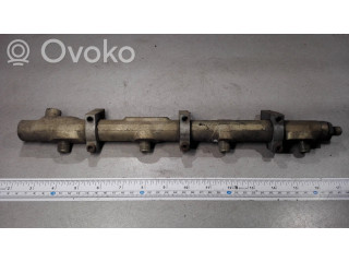 Vstřikovací lišta F00R000224   BMW 7 E38   4.0  
