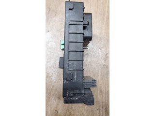 Блок предохранителей 1K0937125A, 017183071   Volkswagen Golf Plus    
