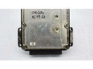 Блок управления двигателя 8200666516, 8200752059   Nissan Primastar
