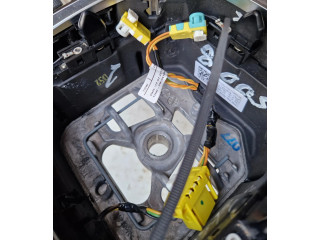 Руль Peugeot 5008 II  2016 -  года 34199117F, 98105487      