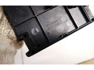  Pojistková skříňka mb200200b   Subaru Forester SH 2010