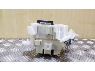 Блок предохранителей 8264102060, MB2323008531   Toyota Corolla E120 E130    