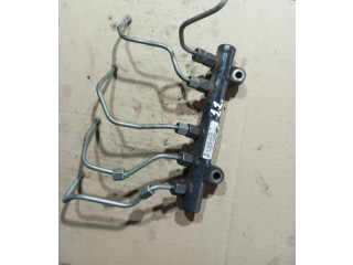 Vstřikovací lišta 9685297580, 131724970   Volvo V60     