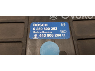 Řídící jednotka 443906264C   Audi 100 200 5000 C3 1990