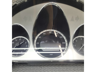 Přístrojová deska  Mercedes-Benz E C207 W207 2010 A2129005104  