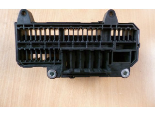   Pojistková skříňka 61138387135, 61138387135   BMW 7 E65 E66 2005