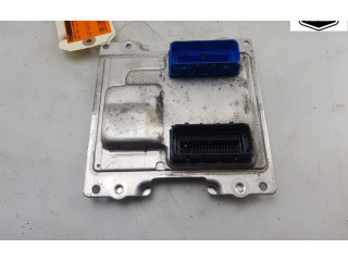 Блок управления двигателя 12672780, 12669104   Opel Karl