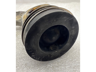  Поршень с шатуном  11248508023, 11258584899  BMW 5 G30 G31  