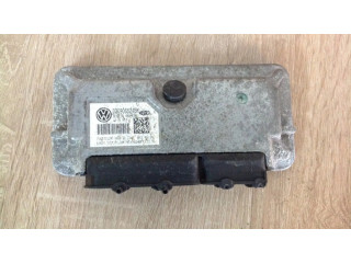 Блок управления двигателем ECU