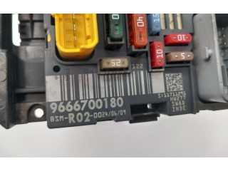   Pojistková skříňka 9807028580   Peugeot 3008  2009