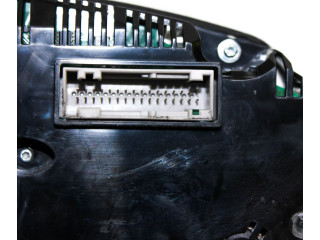 Панель приборов 8R0920981N   Audi Q5 SQ5       
