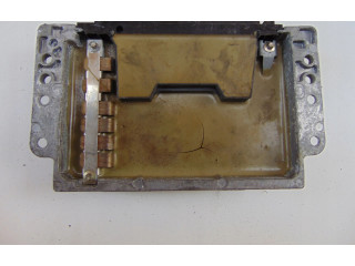 Řídící jednotka 7700868318   Renault Safrane 1997