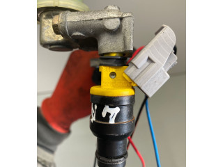 Комплект форсунок 2325002020, 0280150438    Toyota Avensis T220   