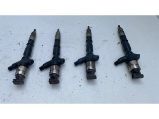 Комплект форсунок 2367030100    Toyota Hilux (AN10, AN20, AN30) для дизельного двигателя  2.5