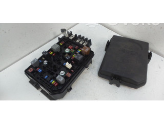 Блок предохранителей 39107278   Vauxhall Astra K    