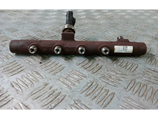 Топливная рампа 8200704217, 8200704212   Nissan Juke I F15  