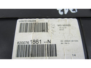Přístrojová deska  Renault Clio III 2008 8200761861N  
