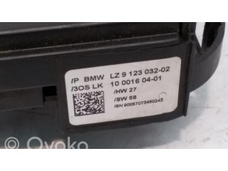 Подрулевой переключатель 9123032   BMW 1 E81 E87