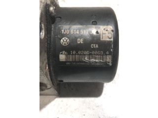 Jednotka ABS    Volkswagen New Beetle 2003