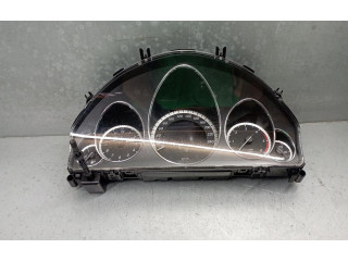 Přístrojová deska  Mercedes-Benz CLK C207 A207 2010 A2129004504, 132.257KMMARCADOS  
