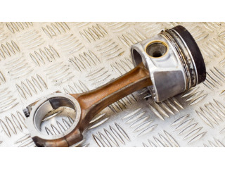 Píst 03L107065S   Audi A6 S6 C7 4G  pro naftový motor 2.0  