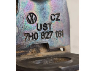Zámek zadních dveří 7H0827161   Volkswagen Caddy 2004
