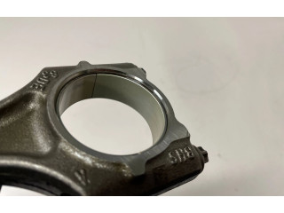  Поршень с шатуном  02606LJ1, WU3  Audi A3 S3 8V  