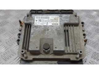 Блок управления двигателя 0281012620, 9661813780   Citroen Berlingo