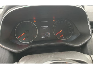 Přístrojová deska  Renault Clio V 2020 248100942R, 06LJ3A  
