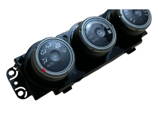 Блок управления климат-контролем 7820A082XB, 0K01A   Mitsubishi ASX