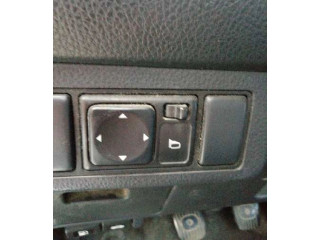 Зеркало электрическое        Nissan Tiida C11  2004 - 2011 года   