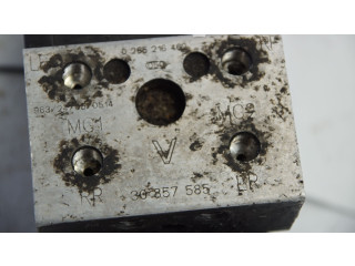 Jednotka ABS 30857585   Volvo S40, V40 1999