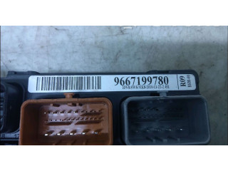   Pojistková skříňka 657077, 9667199780   Peugeot 207 2011