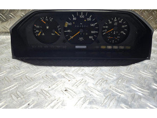 Přístrojová deska  Mercedes-Benz E W124 1993 87001199  