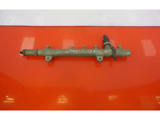 Топливная рампа 0445214024, 0281002405   Renault Laguna I  