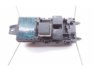 Блок предохранителей MB953355, 2L050725   Mitsubishi Space Star    