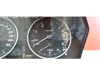 Панель приборов 17649411   BMW X1 F48 F49       