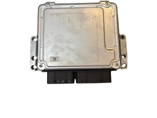 Блок управления двигателя 9850563780, 9856345480   Peugeot 208